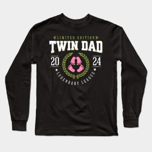 Twin Girls Dad Est 2024 Twin Dad To Be New Daddy Long Sleeve T-Shirt